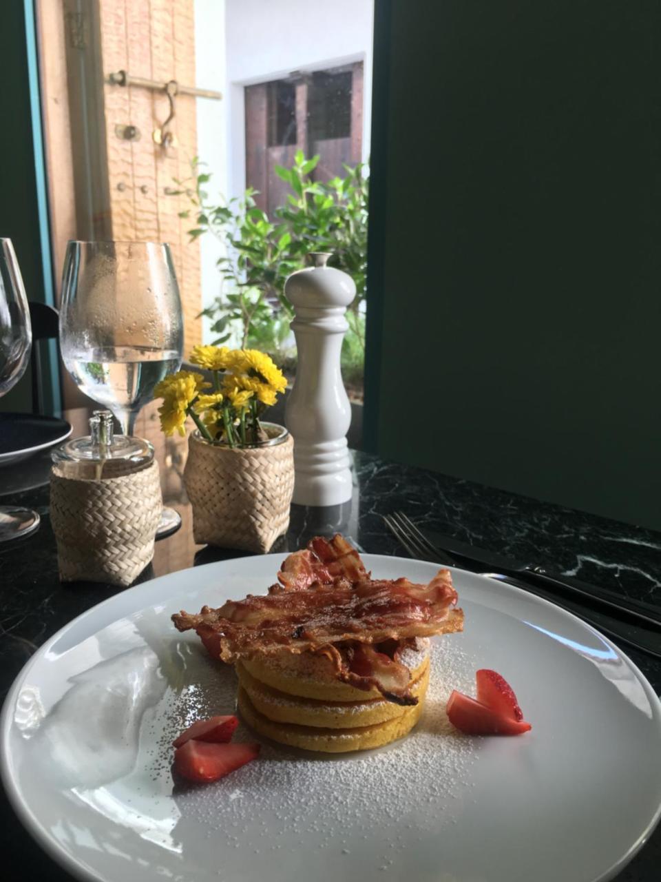 Hotel Boutique Casona Del Colegio Cartagena Dış mekan fotoğraf A bacon and egg pie